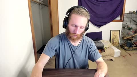 Snapshot of kaiku77 chatting on December 29, 2024, 7:39 am Kaiku77 online show from December 29, 2024, 7:39 am