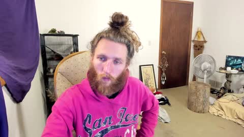 Snapshot of kaiku77 chatting on January 23, 2025, 3:37 am Kaiku77 online show from January 23, 2025, 3:37 am