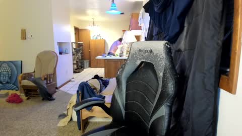 Snapshot of kaiku77 chatting on October 4, 2025, 4:43 am Kaiku77 online show from October 4, 2025, 4:43 am