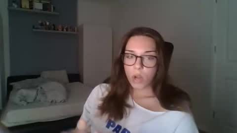 kaililaof online show from December 20, 2025, 12:40 am