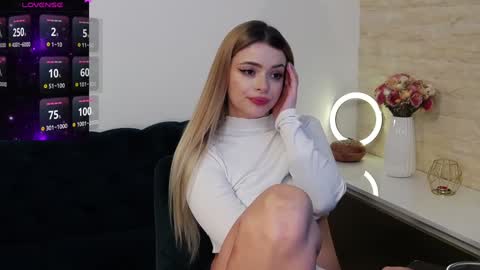 Snapshot of kailyn_moen01 chatting on December 6, 2024, 10:30 pm Kailyn online show from December 6, 2024, 10:30 pm