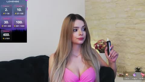 Snapshot of kailyn_moen01 chatting on December 11, 2024, 11:00 pm Kailyn online show from December 11, 2024, 11:00 pm