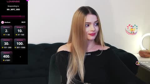 Snapshot of kailyn_moen01 chatting on December 15, 2024, 11:09 pm Kailyn online show from December 15, 2024, 11:09 pm