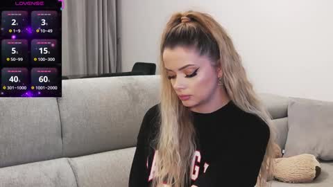 Snapshot of kailyn_moen01 chatting on January 14, 2025, 2:19 am Kailyn online show from January 14, 2025, 2:19 am