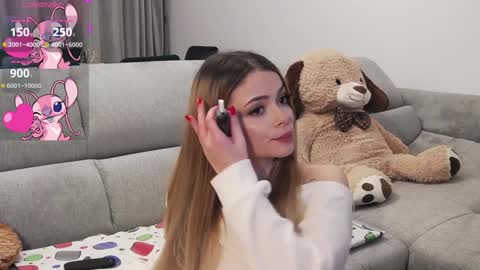 Snapshot of kailyn_moen01 chatting on January 19, 2025, 8:09 pm Kailyn online show from January 19, 2025, 8:09 pm