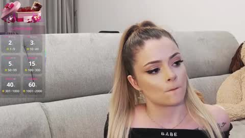 Snapshot of kailyn_moen01 chatting on February 4, 2025, 8:59 pm Kailyn online show from February 4, 2025, 8:59 pm