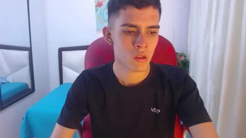Snapshot of kain_noir_ chatting on November 1, 2025, 7:38 pm K A I N online show from November 1, 2025, 7:38 pm