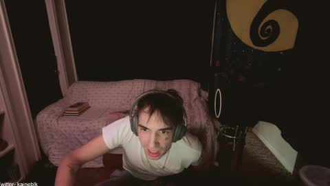 kaineblk online show from January 13, 2025, 6:05 pm