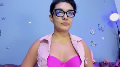 kaira_mosse_ online show from November 5, 2025, 12:05 pm
