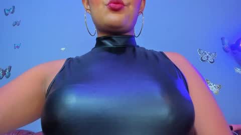 Snapshot of kaira_mosse_ chatting on April 19, 2026, 6:10 pm kaira_mosse_ online show from April 19, 2026, 6:10 pm