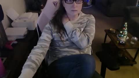 Camprincess331 online show from December 17, 2025, 2:06 am