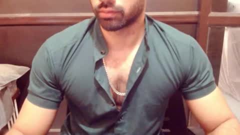 Vicky online show from October 19, 2025, 7:20 am