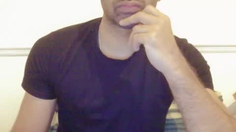 Vicky online show from November 27, 2025, 8:27 am