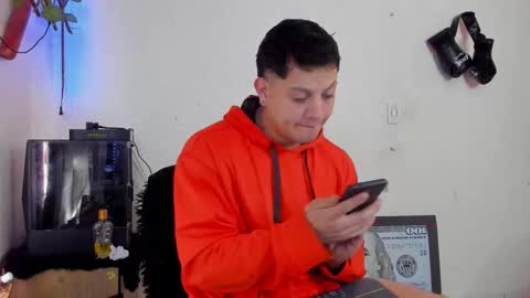 Kaledd musclees room Master online show from February 28, 2025, 12:52 pm