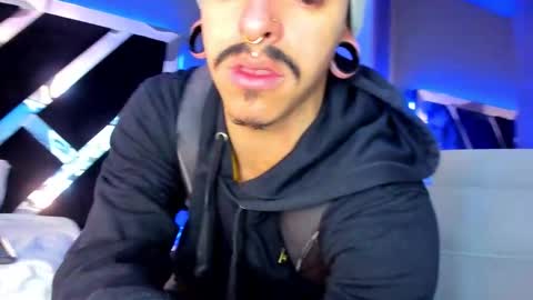Snapshot of kaletattoos chatting on December 23, 2025, 11:08 am Kale online show from December 23, 2025, 11:08 am