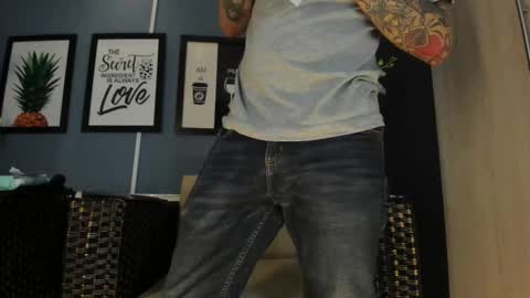 Snapshot of kaletattoos chatting on January 6, 2026, 11:03 am Kale online show from January 6, 2026, 11:03 am