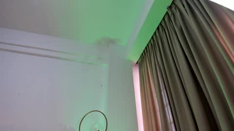 KaliMonroe online show from December 10, 2024, 11:32 am