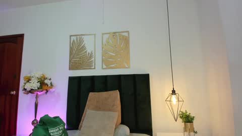 KaliMonroe online show from January 8, 2025, 11:43 am