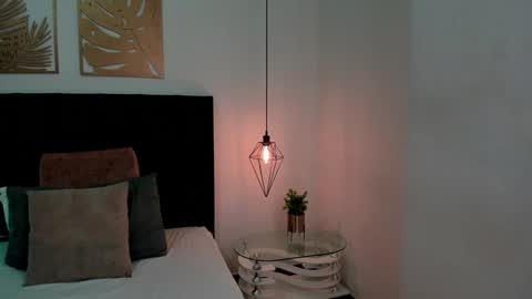 KaliMonroe online show from February 6, 2025, 11:43 am