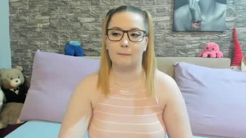 Snapshot of kalindahot chatting on June 6, 2026, 5:06 pm kalindahot online show from June 6, 2026, 5:06 pm