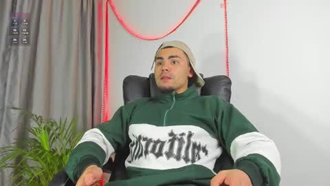 Snapshot of kalivan_voinesscu chatting on November 29, 2025, 8:39 am K A L I online show from November 29, 2025, 8:39 am