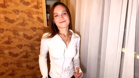 Snapshot of kallieboice chatting on October 30, 2025, 3:57 pm Kallie online show from October 30, 2025, 3:57 pm