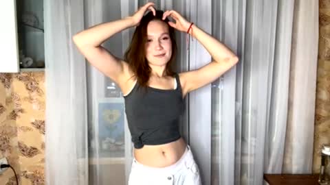 Snapshot of kallieboice chatting on November 17, 2025, 3:18 pm Kallie online show from November 17, 2025, 3:18 pm