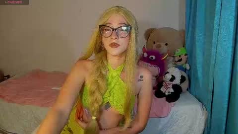 Snapshot of kalyna__bacon1 chatting on August 6, 2026, 2:02 am kalynita online show from August 6, 2026, 2:02 am