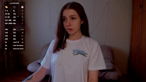 Snapshot of kami_mur chatting on February 19, 2025, 12:44 pm Kami mur online show from February 19, 2025, 12:44 pm