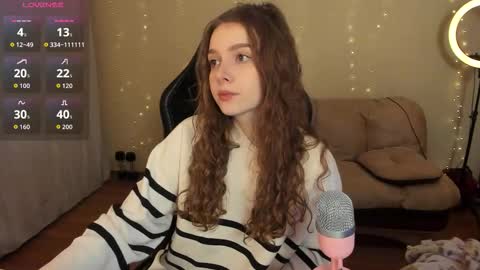 Snapshot of kami_mur chatting on December 14, 2025, 9:30 pm Kami mur online show from December 14, 2025, 9:30 pm