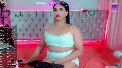 Snapshot of kamila_hill chatting on February 9, 2025, 7:16 am Kamila online show from February 9, 2025, 7:16 am