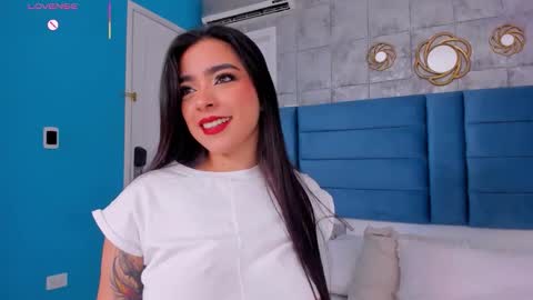 Snapshot of kamilabetancourt chatting on May 8, 2026, 4:34 pm Kamila Betancourt online show from May 8, 2026, 4:34 pm