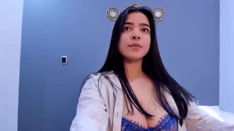 Snapshot of kamilabetancourt chatting on June 4, 2026, 1:39 pm Kamila Betancourt online show from June 4, 2026, 1:39 pm