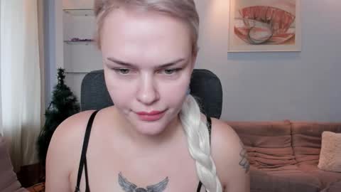 Snapshot of kamilagame chatting on December 5, 2025, 8:01 am Camila online show from December 5, 2025, 8:01 am