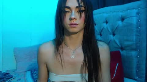 CAMILA SANTAMARIA online show from June 4, 2026, 11:00 pm