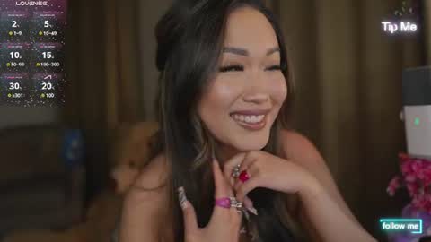 Snapshot of kamilee__xo chatting on June 17, 2026, 6:42 pm kamilee__xo online show from June 17, 2026, 6:42 pm
