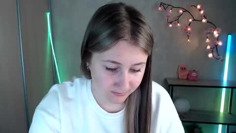 Snapshot of kamilla_love_ chatting on May 30, 2026, 12:02 pm kamilla_love_ online show from May 30, 2026, 12:02 pm