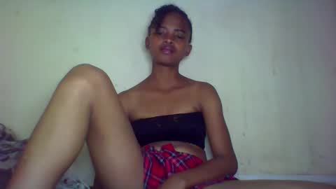 kamillah69 online show from November 9, 2025, 4:27 pm