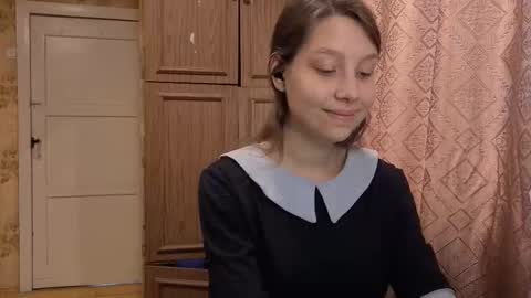 Snapshot of kamisalling chatting on October 28, 2025, 3:10 am Mari Simmons online show from October 28, 2025, 3:10 am