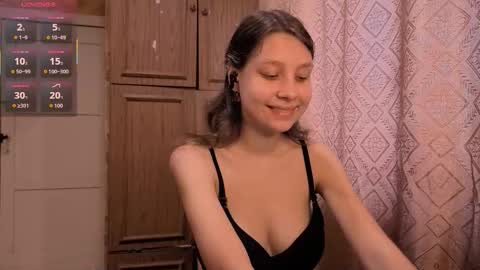 Snapshot of kamisalling chatting on November 19, 2025, 8:14 am Mari Simmons online show from November 19, 2025, 8:14 am