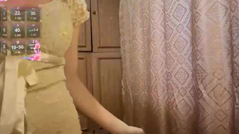 Snapshot of kamisalling chatting on November 21, 2025, 8:24 am Mari Simmons online show from November 21, 2025, 8:24 am