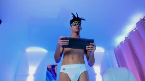 Kami online show from November 29, 2025, 6:55 pm