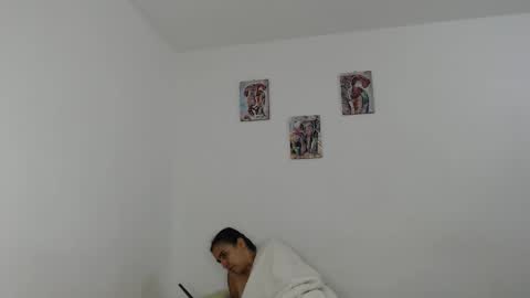 kammy   y   camila online show from December 1, 2025, 8:58 pm