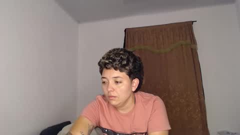 Snapshot of kammy_cami chatting on May 16, 2026, 11:53 am kammy y camila online show from May 16, 2026, 11:53 am