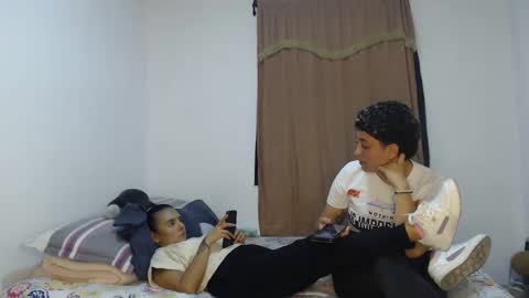 Snapshot of kammy_cami chatting on May 19, 2026, 11:11 pm kammy y camila online show from May 19, 2026, 11:11 pm