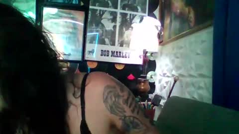 kandirain online show from October 27, 2025, 9:02 am