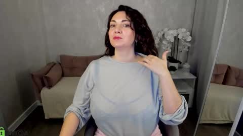 kandy_balls online show from December 17, 2025, 10:27 pm