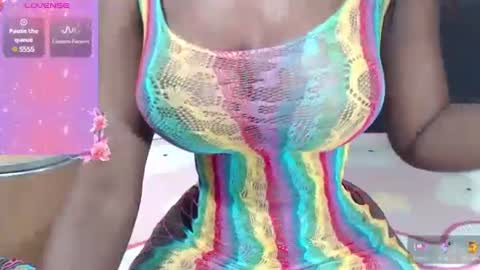 Snapshot of kandysexy chatting on March 7, 2025, 10:10 pm Paola online show from March 7, 2025, 10:10 pm