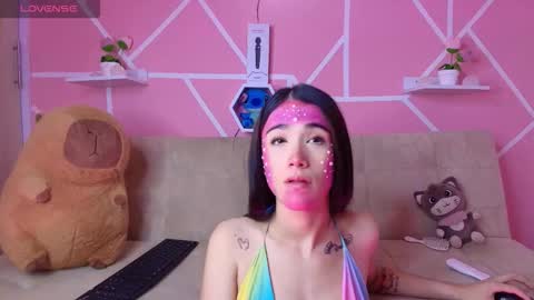 kaoriille online show from October 26, 2025, 3:56 am