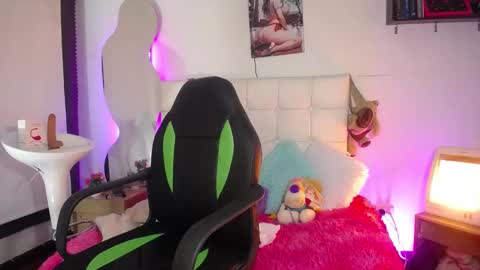 Snapshot of kaoz_33 chatting on January 23, 2025, 8:45 pm kaoz_33 online show from January 23, 2025, 8:45 pm